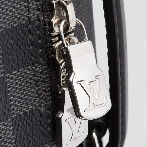 Louis Vuitton Damier Graphite Canvas/Leather Breifcase Backpack Bag - Picture 8 of 11